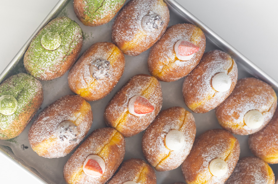 UNI COFFEE ROASTERY BON BON 東急百貨店 たまプラーザ店で提供する大人気の生ドーナツ