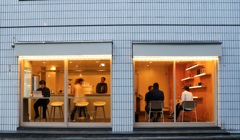 【UNI COFFEE ROASTERYを巡る旅】UNI COFFEE ROASTERY第1号店「UNI COFFEE ROASTERY横浜岡野」