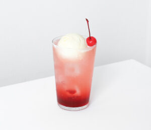 クリームソーダ(ストロベリー)