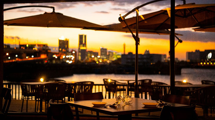 2022年9月28日オープン！　横浜・新山下「Tycoon（タイクーン）」跡地に、 UNI COFFEE ROASTERYが初のレストラン業態「Re : Journal（リジャーナル）」を開業